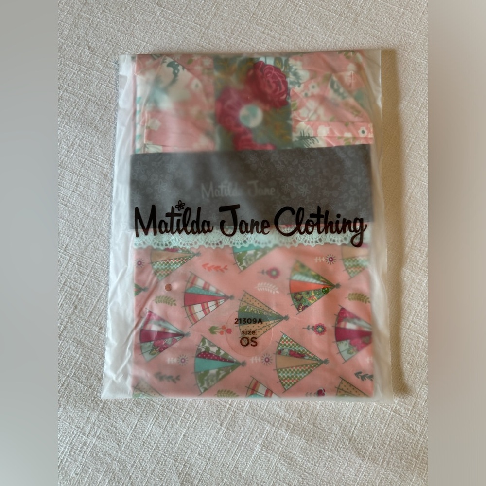 Matilda Jane standard pillow case!